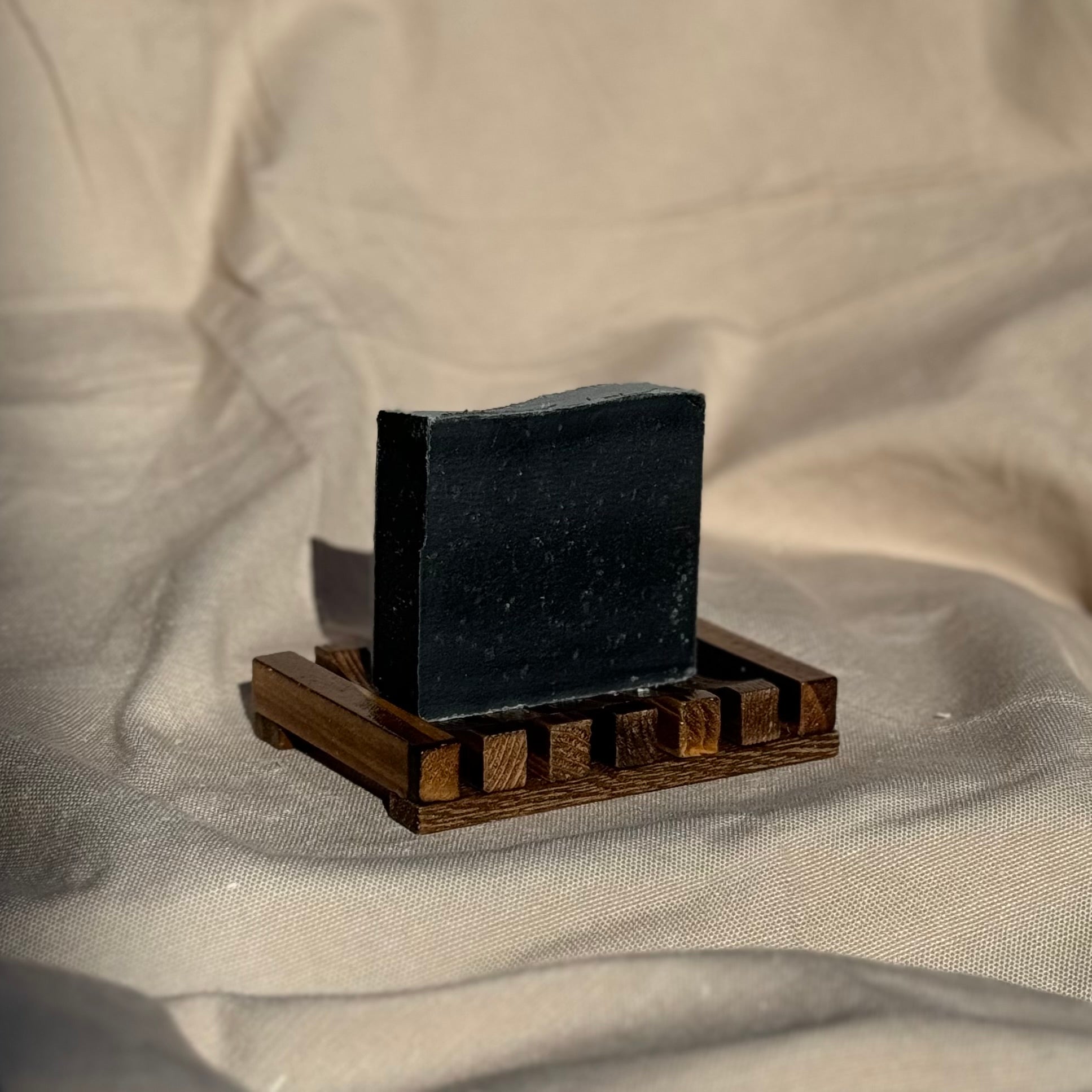 Detoxifying Charcoal Cleansing Bar